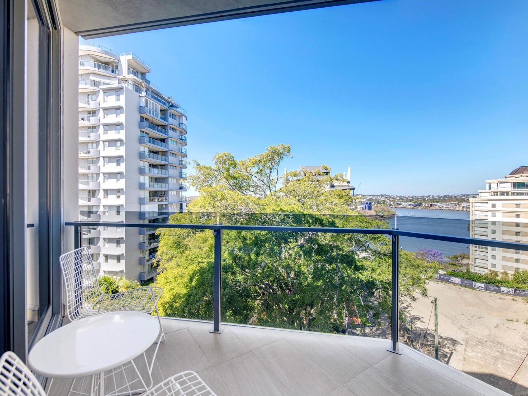 Lovely 2 Bedroom Executive Apartment Brisbane Esterno foto